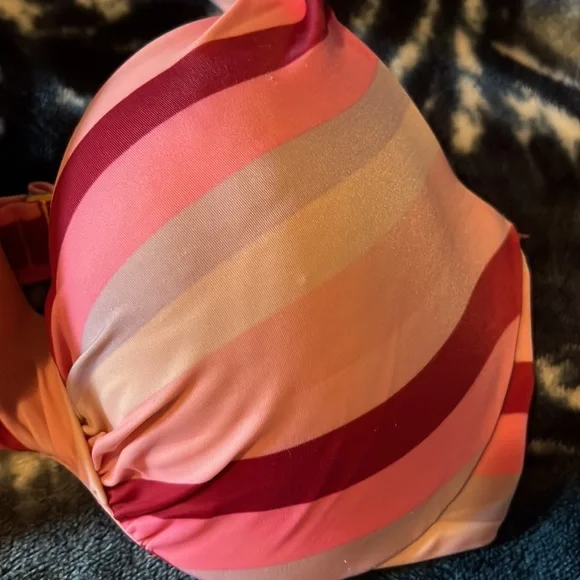 Victoria Secret Bikini 👙38DD - Picture 3 of 6